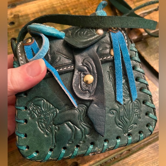 Vintage Made In Mexico Turquoise Leather Mini Saddle Stamped Crossbody Bag - Picture 8 of 12